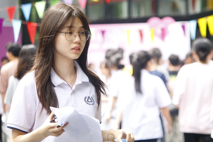 Các thí sinh tại một điểm thi tốt nghiệp THPT tại Hà Nội. Ảnh: Thanh Hằng