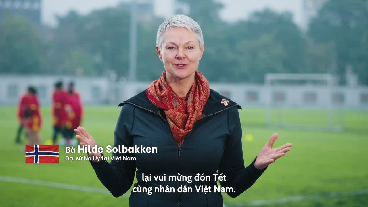 Đại sứ nhóm G4 gửi lời chúc Tết đến người dân Việt Nam