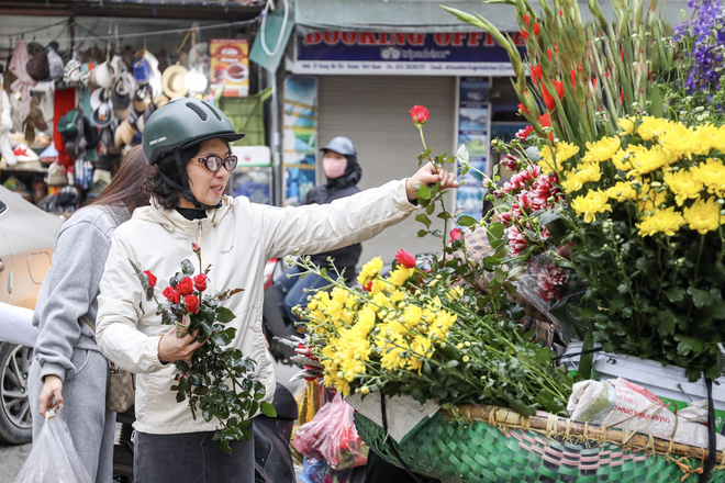 Gà luộc giá 1 triệu đồng/con có gì đặc biệt mà khách vẫn đổ xô mua - Ảnh 7.