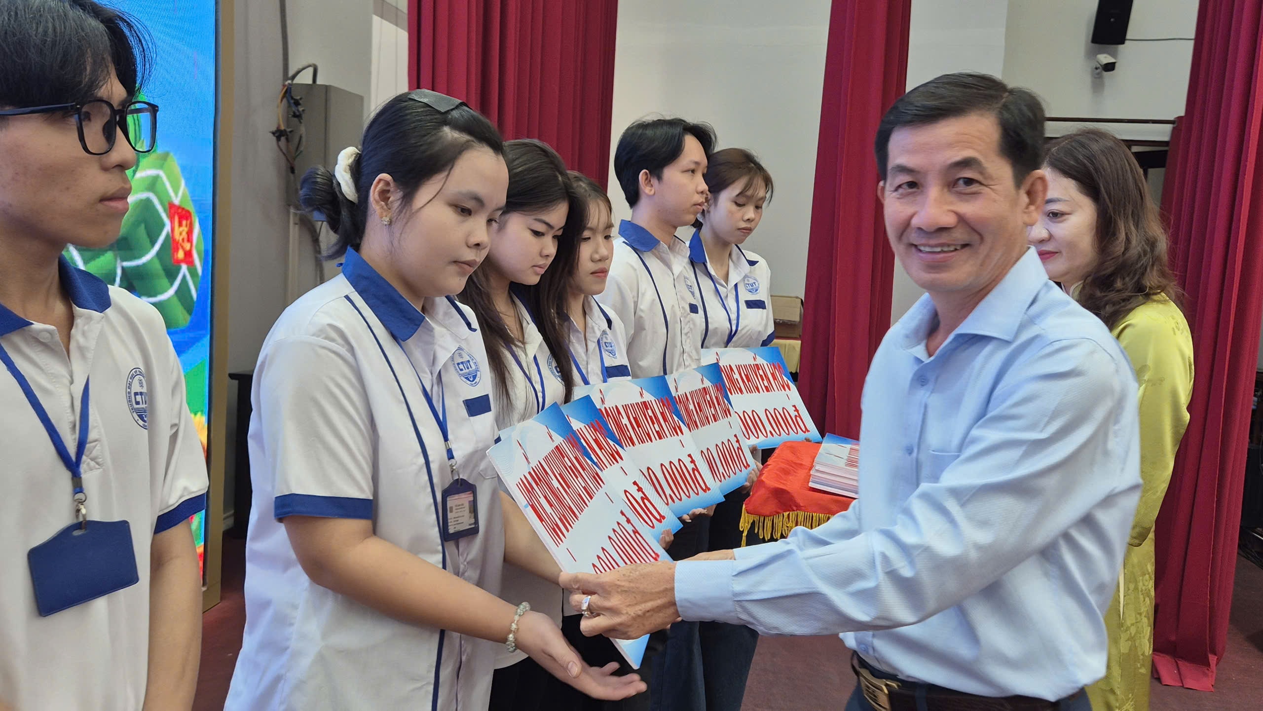 Công ty Xổ số Sóc Trăng nộp ngân sách trên 2.321 tỉ đồng - Ảnh 7.