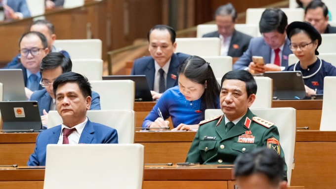 Các đại biểu Quốc hội khóa 15 tại phiên họp ngày 11/12. Ảnh: Hoàng Phong