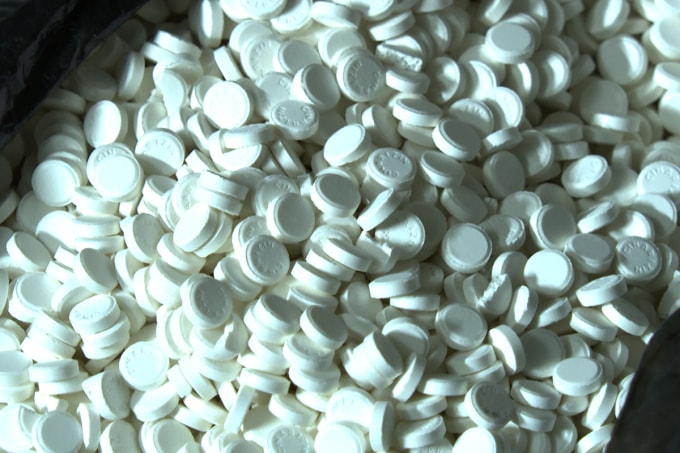 Thuốc tân dược mà nhóm của Lam và Cường sử dụng để sản xuất thuốc tăng cân đông y. Ảnh: Đức Quang