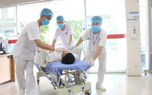 Nam thanh niên 20 tuổi nguy kịch tính mạng do ngộ độc thuốc lá điện tử - Ảnh 3.