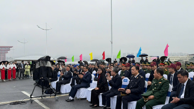 Khởi động cửa khẩu thông minh Móng Cái - Đông Hưng- Ảnh 1. Khởi động cửa khẩu thông minh Móng Cái - Đông Hưng- Ảnh 1.