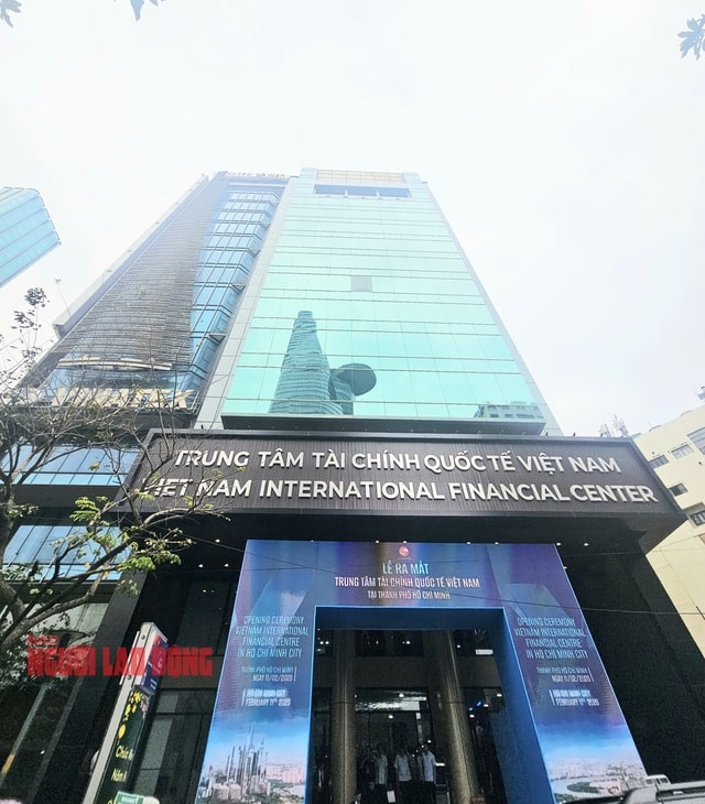 Thủ tướng đánh cồng chính thức ra mắt Trung tâm tài chính quốc tế Việt Nam tại TPHCM - Ảnh 5.