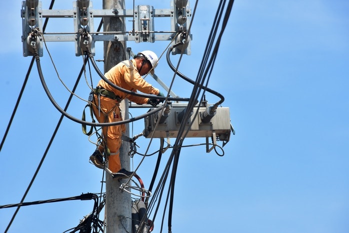 Viettel , VNPT , FPT kiến nghị giữ nguyên giá điện trung tâm dữ liệu - Ảnh 1.