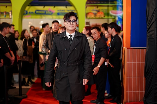 NSND Thu Hà và dàn sao Việt nô nức đi xem phim Tết của Xuân Hinh- Ảnh 8. NSND Thu Hà và dàn sao Việt nô nức đi xem phim Tết của Xuân Hinh- Ảnh 8.