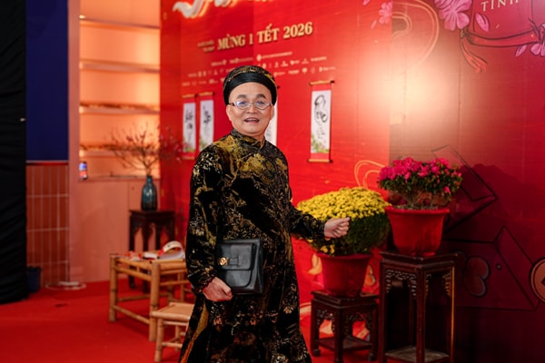 NSND Thu Hà và dàn sao Việt nô nức đi xem phim Tết của Xuân Hinh- Ảnh 2. NSND Thu Hà và dàn sao Việt nô nức đi xem phim Tết của Xuân Hinh- Ảnh 2.