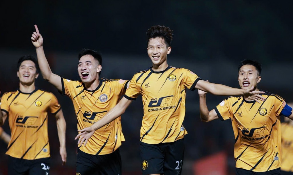 CLB Thanh Hóa hòa Nam Định, thắng CLB Công an TP.HCM trong hoàn cảnh khó khăn chất chồng.