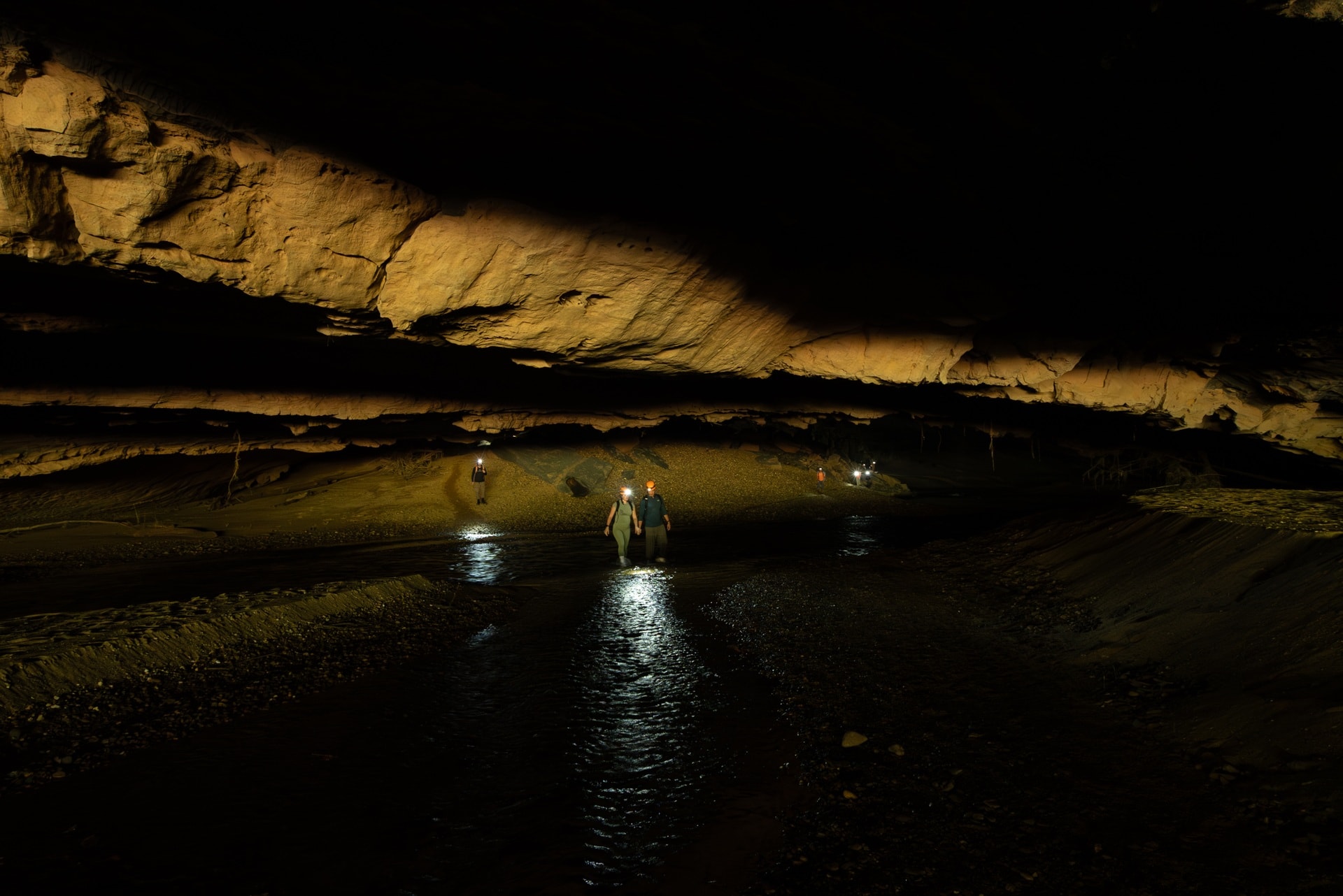 Khám phá một trong những hang động lớn nhất thế giới ở Quảng Trị - 10