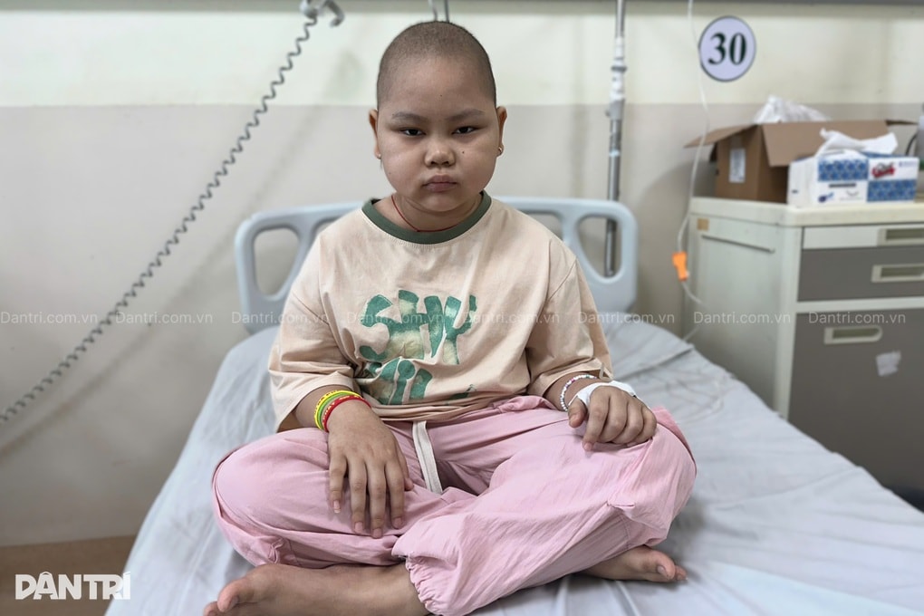 Người mẹ dân tộc Tày nghèo khó cầu xin cộng đồng cứu con gái - 5