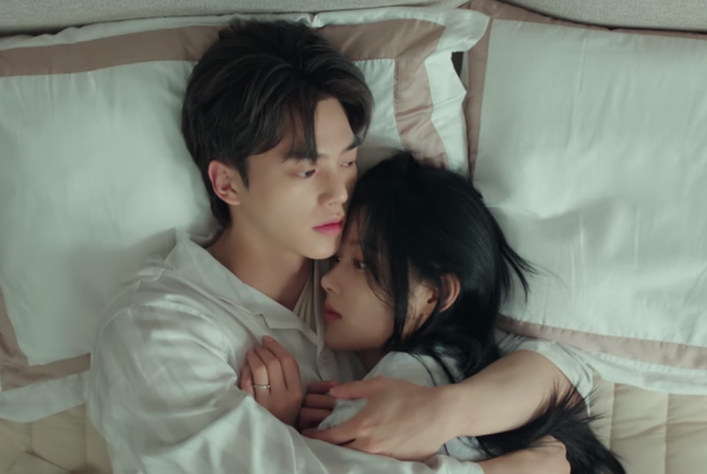 Người yêu bất ngờ cưới vợ, dọa tung clip thân mật với tôi - 1