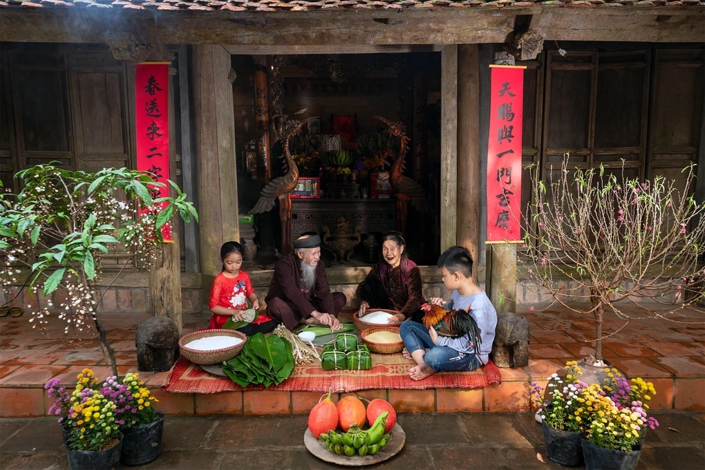 Diễn tròn vai vợ hiền dâu thảo để kiếm 50 triệu đồng tiền Tết từ chồng - 1