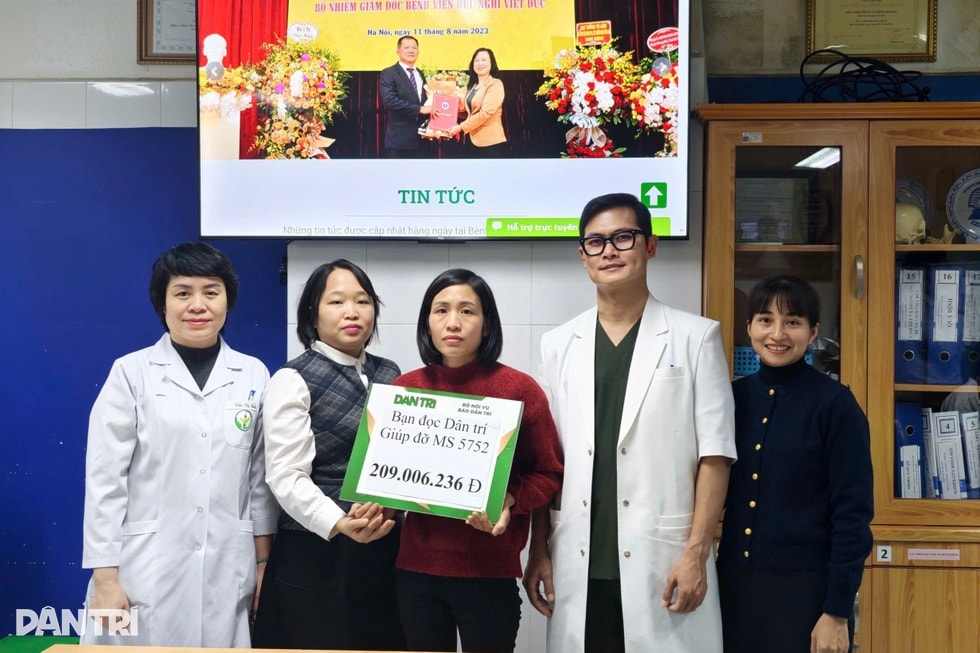 Mùa xuân rạng rỡ trong nụ cười bé gái 12 tuổi sau tai nạn đa chấn thương - 1