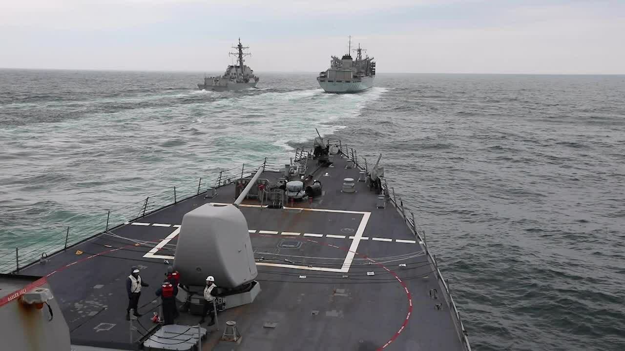 Chiến hạm Mỹ va chạm nhau trên Biển Caribe