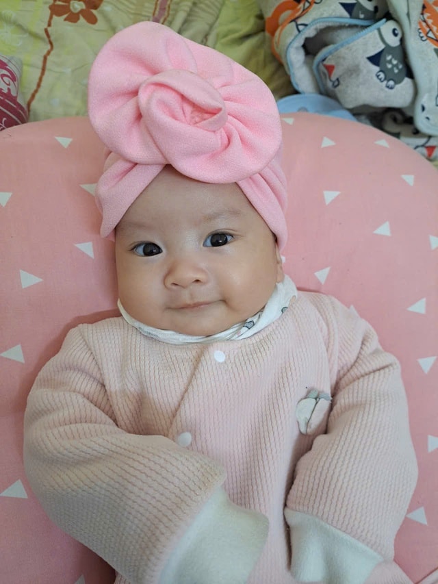 Mùa xuân đầu tiên trọn vẹn của cặp vợ chồng gần một thập kỷ mong con- Ảnh 2. Mùa xuân đầu tiên trọn vẹn của cặp vợ chồng gần một thập kỷ mong con- Ảnh 2.