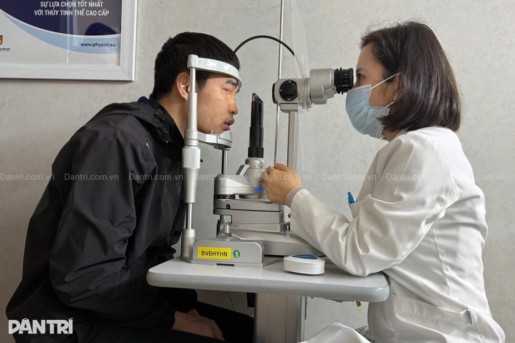 Người đàn ông 31 tuổi đối diện nguy cơ mù vĩnh viễn, khẩn cầu giúp đỡ - 1