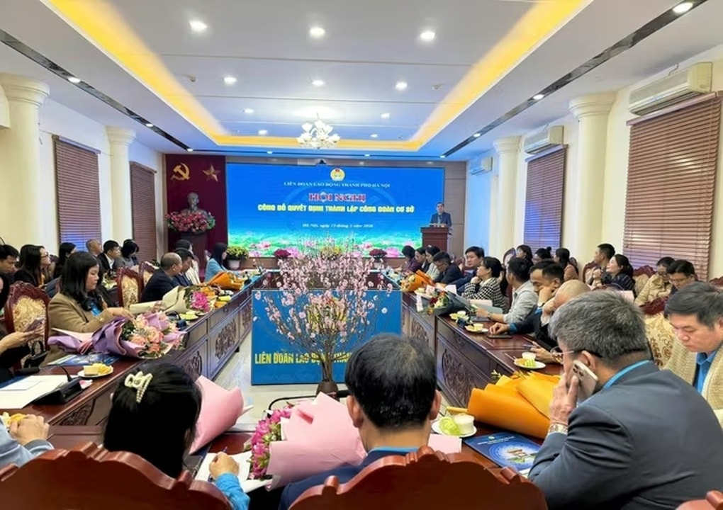 Hà Nội thành lập 35 công đoàn cơ sở với hơn 6.500 đoàn viên - 1