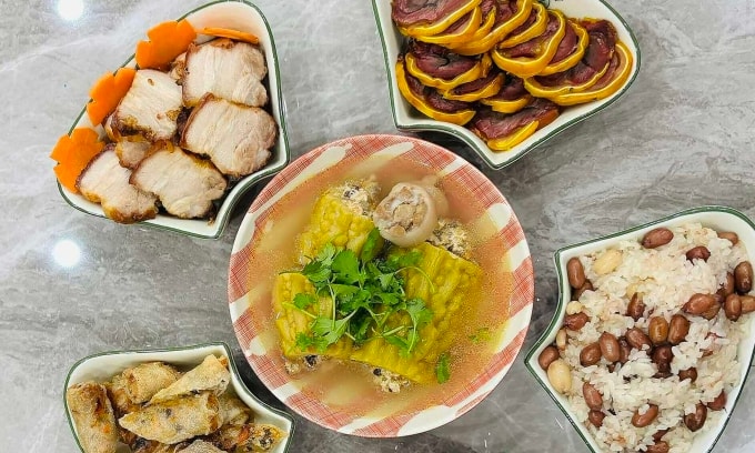 Ăn nhiều thực phẩm chứa dầu mỡ có thể khiến hệ tiêu hóa quá tải gây đầy hơi, chướng bụng, khó tiêu. Ảnh: Anh Chi