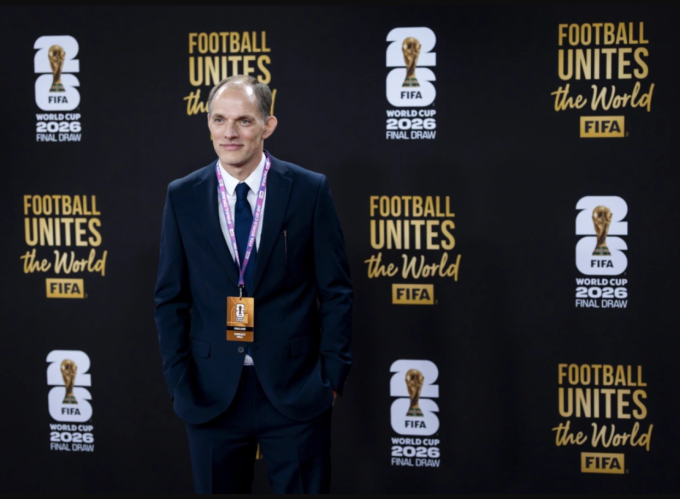 HLV tuyển Anh Thomas Tuchel trên thảm đỏ trước lễ bốc thăm World Cup 2026. Ảnh: ANP