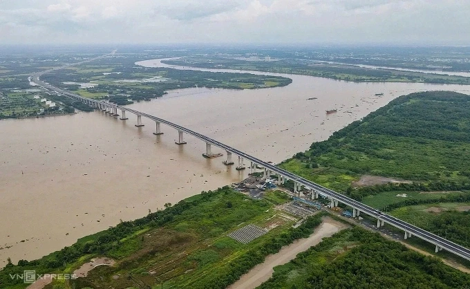 Cầu Nhơn Trạch - một hướng kết nối khu trung tâm TP HCM với sân bay Long Thành. Ảnh: Quỳnh Trần