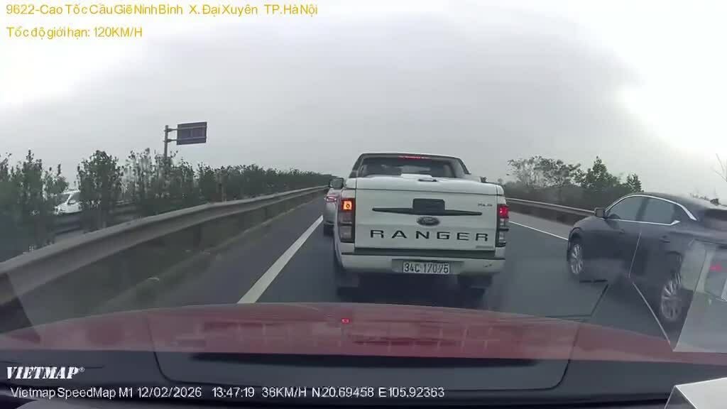 Đi lùi tránh tai nạn trên cao tốc có bị phạt nguội