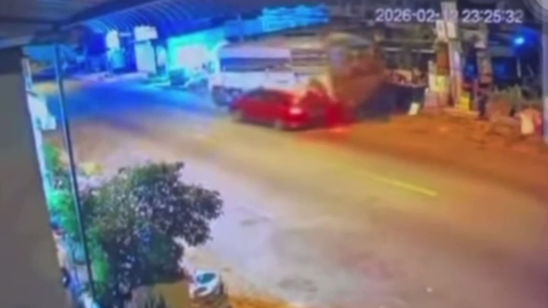 Tông xe liên hoàn 4 xe ở Lâm Đồng