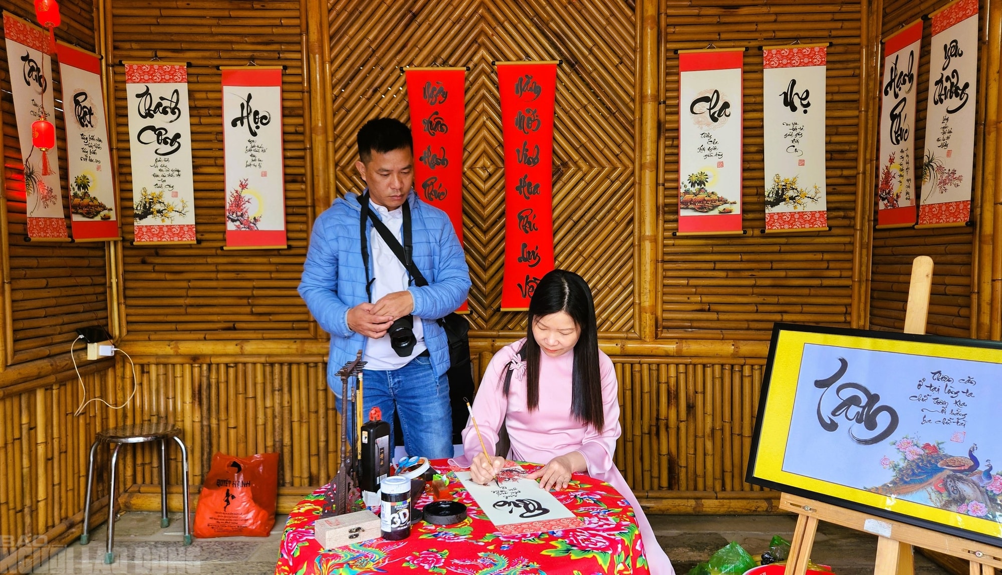 Rủ nhau đi chợ quê ngày Tết ở làng cổ ngàn năm tuổi - Ảnh 18.