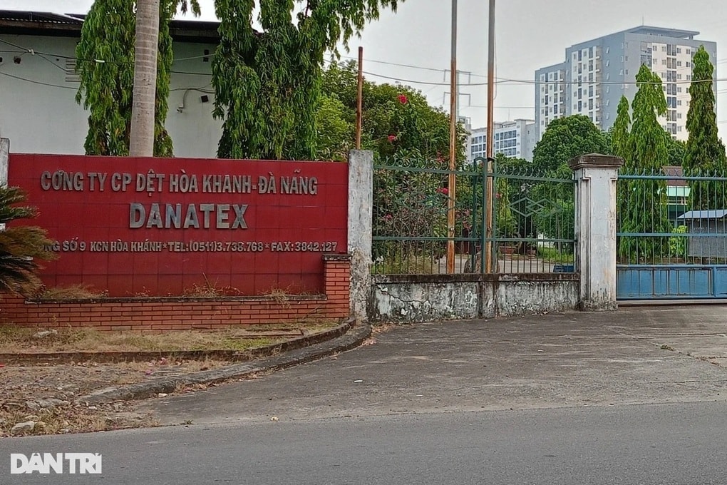 Công nhân nhận hơn 3,2 tỷ đồng sau gần 3 năm đòi lương, trợ cấp - 1