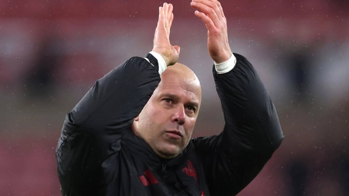 HLV Slot mừng trận Liverpool thắng Sunderland 1-0 ở vòng 26 Ngoại hạng Anh hôm 11/2. Ảnh: LFC