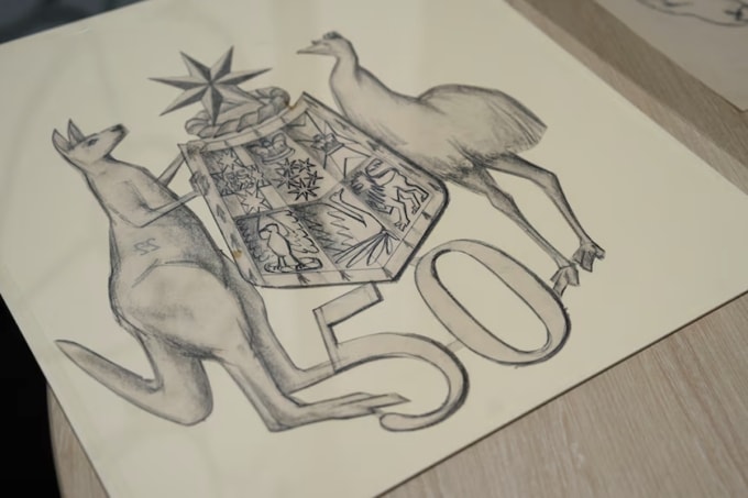 Bản phác thảo gốc của Stuart Devlin cho đồng 50 xu. Ảnh: ABC News