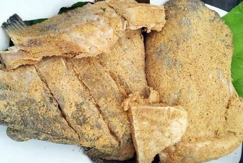 Nghi ngộ độc sau ăn cá ủ chua, Bộ Y tế vào cuộc- Ảnh 1.