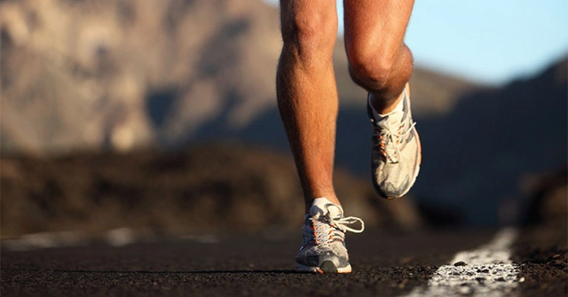 Người đàn ông 25 tuổi tử vong đột ngột, gia đình nghi chạy bộ theo cách "chẳng giống ai" - Ảnh 1.