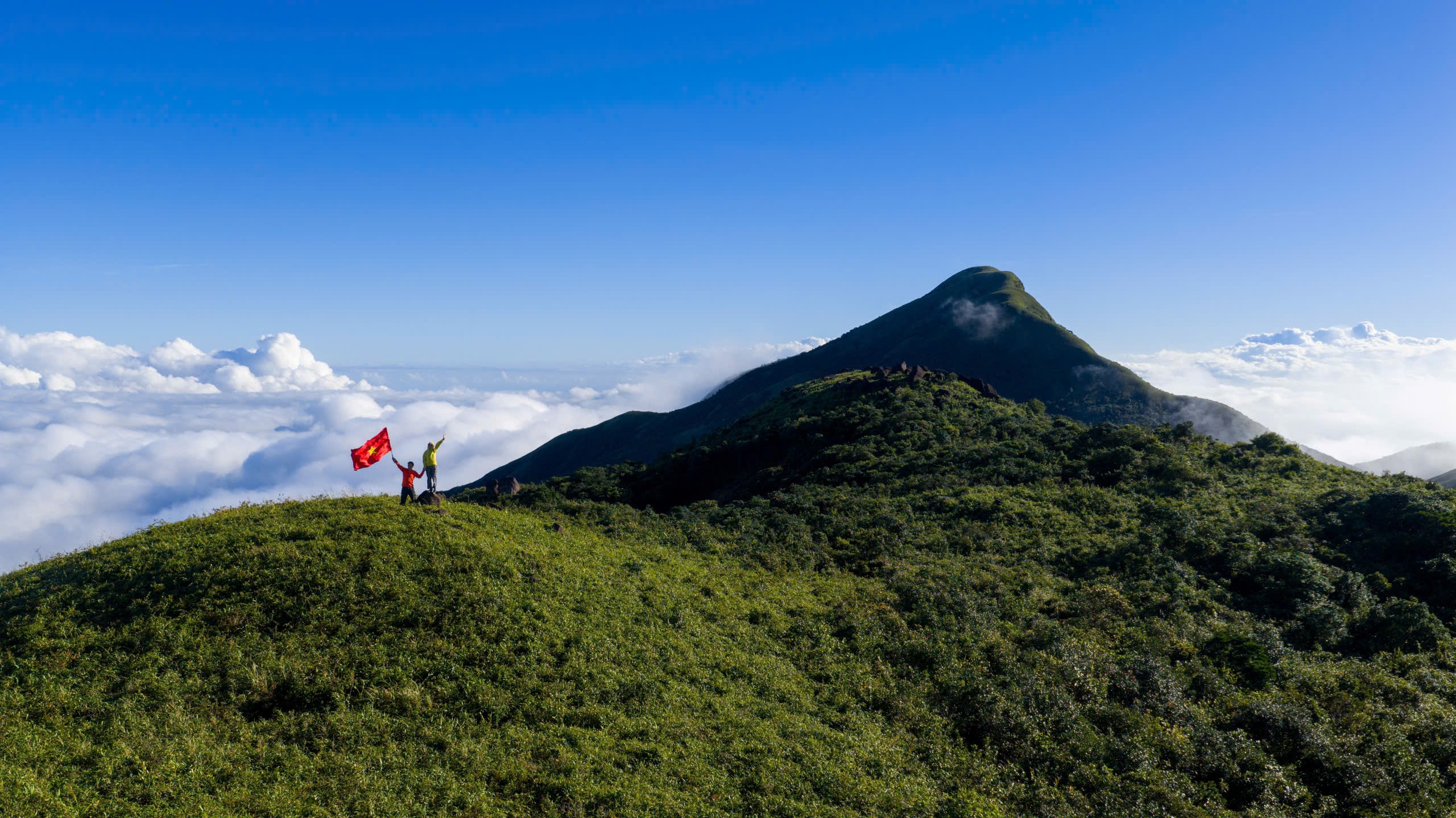 Du xuân trên "nóc nhà Quảng Trị" giữa mây Trường Sơn - Ảnh 14.