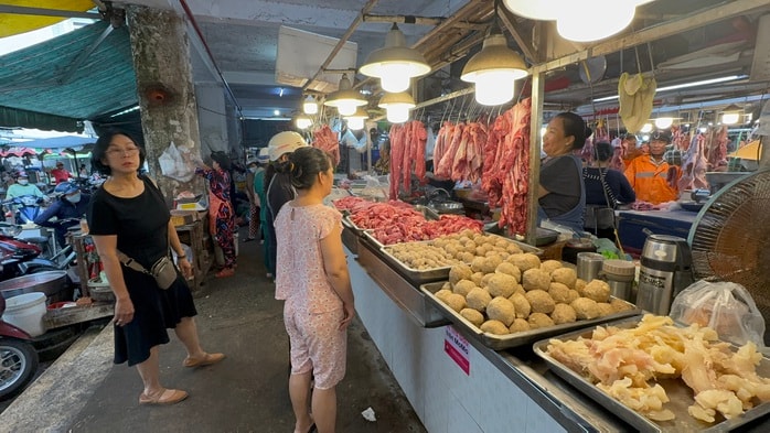 Giá heo hơi hôm nay 14 - 2: Giá thịt heo tăng cao Trước Tết Nguyên đán - Ảnh 2.