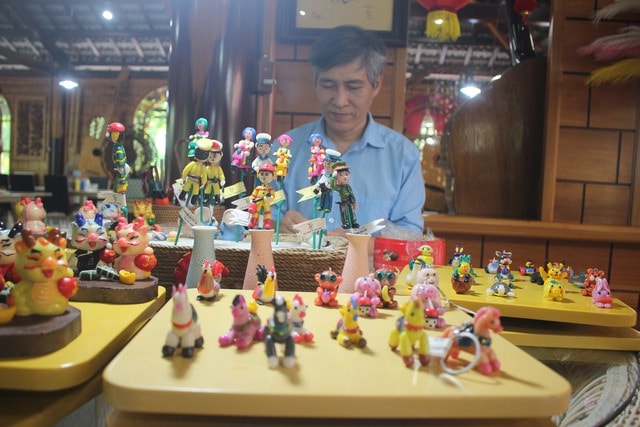 Nơi hội tụ các loài hoa và nghề truyền thống đón khách du xuân- Ảnh 2.