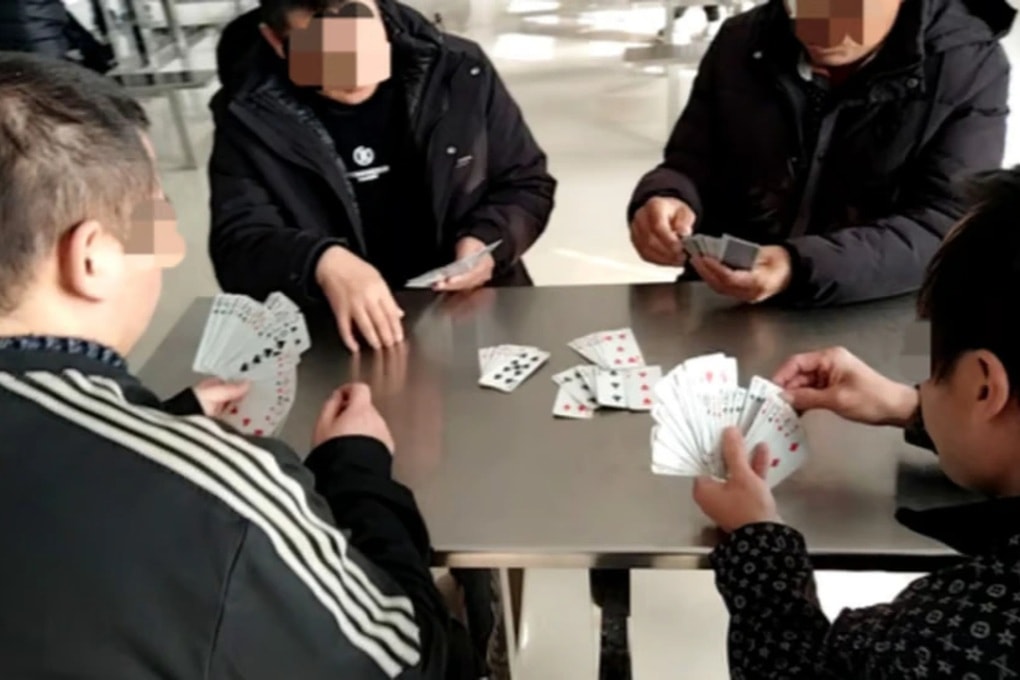 Bệnh viện tâm thần dụ người khỏe mạnh nhập viện để rút tiền bảo hiểm - 1