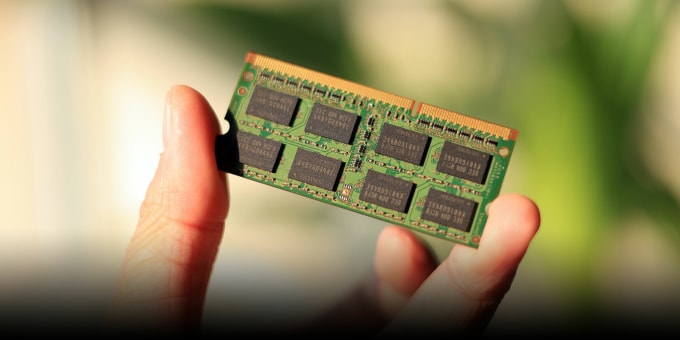 Chip nhớ hiện có giá trị lớn, được săn tìm hơn các kim loại quý như vàng, bạc. Ảnh: VCG