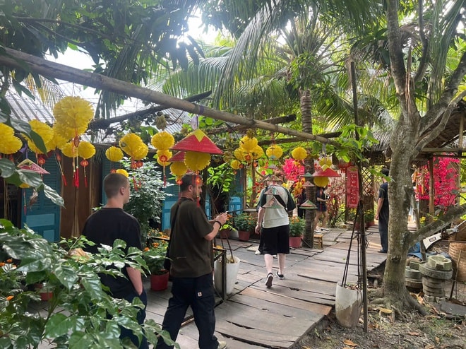 CLIP: Nhiều điểm đến tại Cần Thơ tung chương trình phục vụ khách du xuân - Ảnh 4.