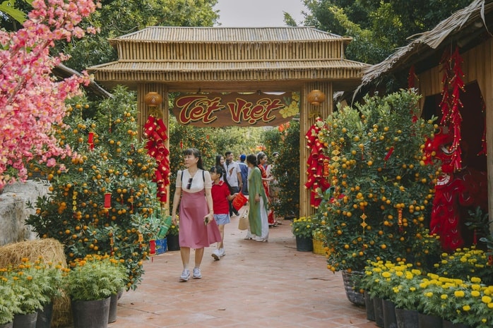 CLIP: Nhiều điểm đến tại Cần Thơ tung chương trình phục vụ khách du xuân - Ảnh 8.