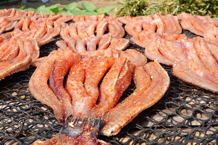 Khô cá lóc Cần Thơ: Nguồn thu nhập ổn định cho Người dân dịp Tết 2026 - Ảnh 4. Khô cá lóc Cần Thơ: Nguồn thu nhập ổn định cho Người dân dịp Tết 2026 - Ảnh 4.