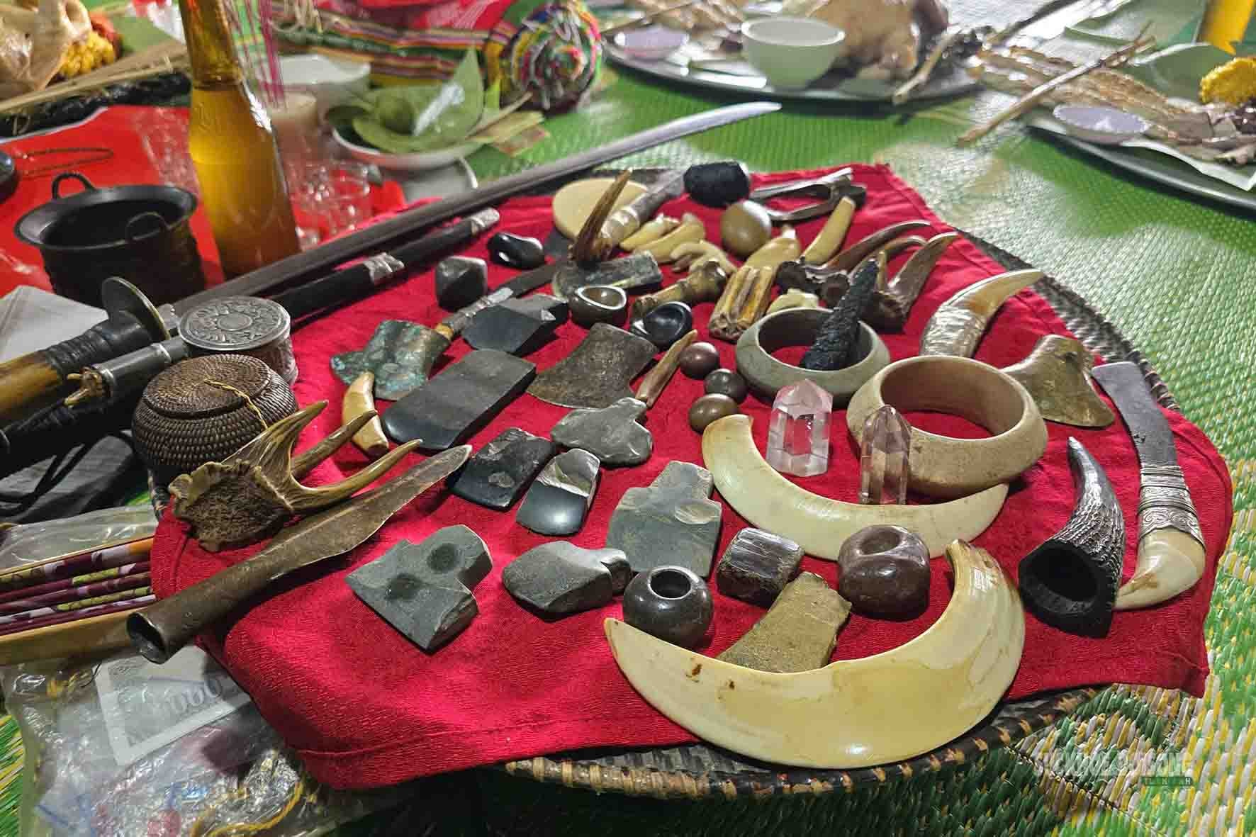 Túi Khót, báu vật linh thiêng của người Mường- Ảnh 2.