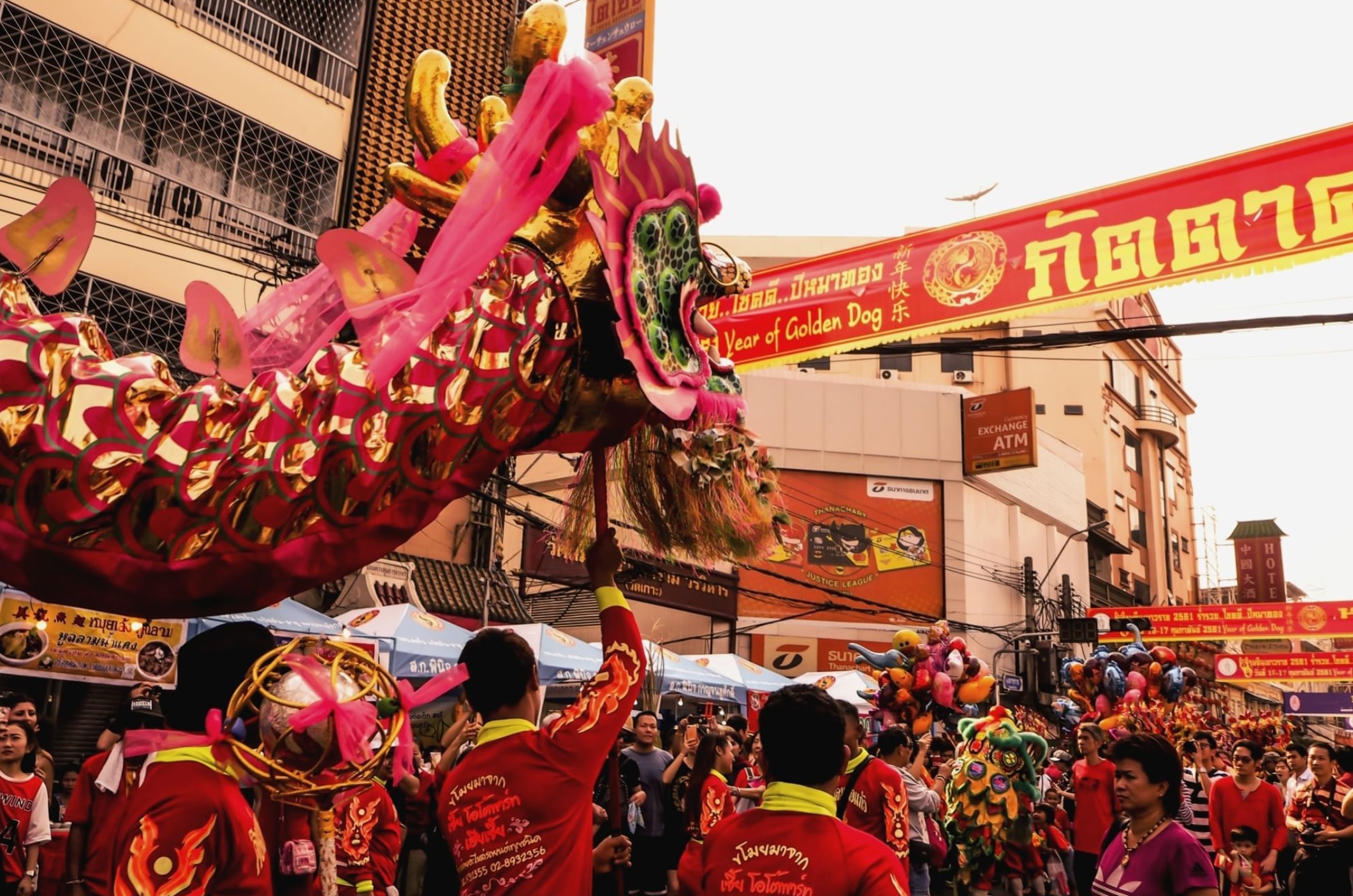 Tại Bangkok, khu phố người Hoa trên đường Yaowarat của Thái Lan trở thành tâm điểm của lễ đón Tết Nguyên đán. (Nguồn: Sidhorn Midtown)