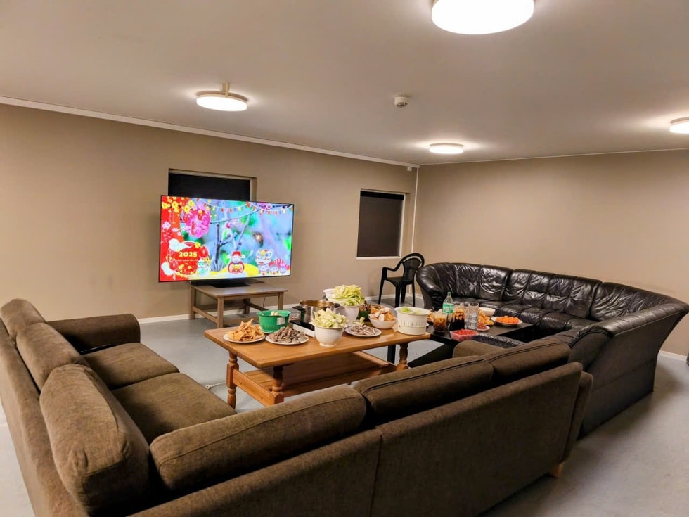 Lao động Việt ở nước ngoài đón Tết xa nhà, nuốt nước mắt để đổi ấm no - 3