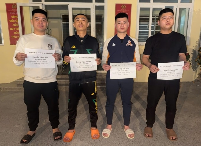 Nhóm thanh niên bị bắt giữ. Ảnh: Công an cung cấp