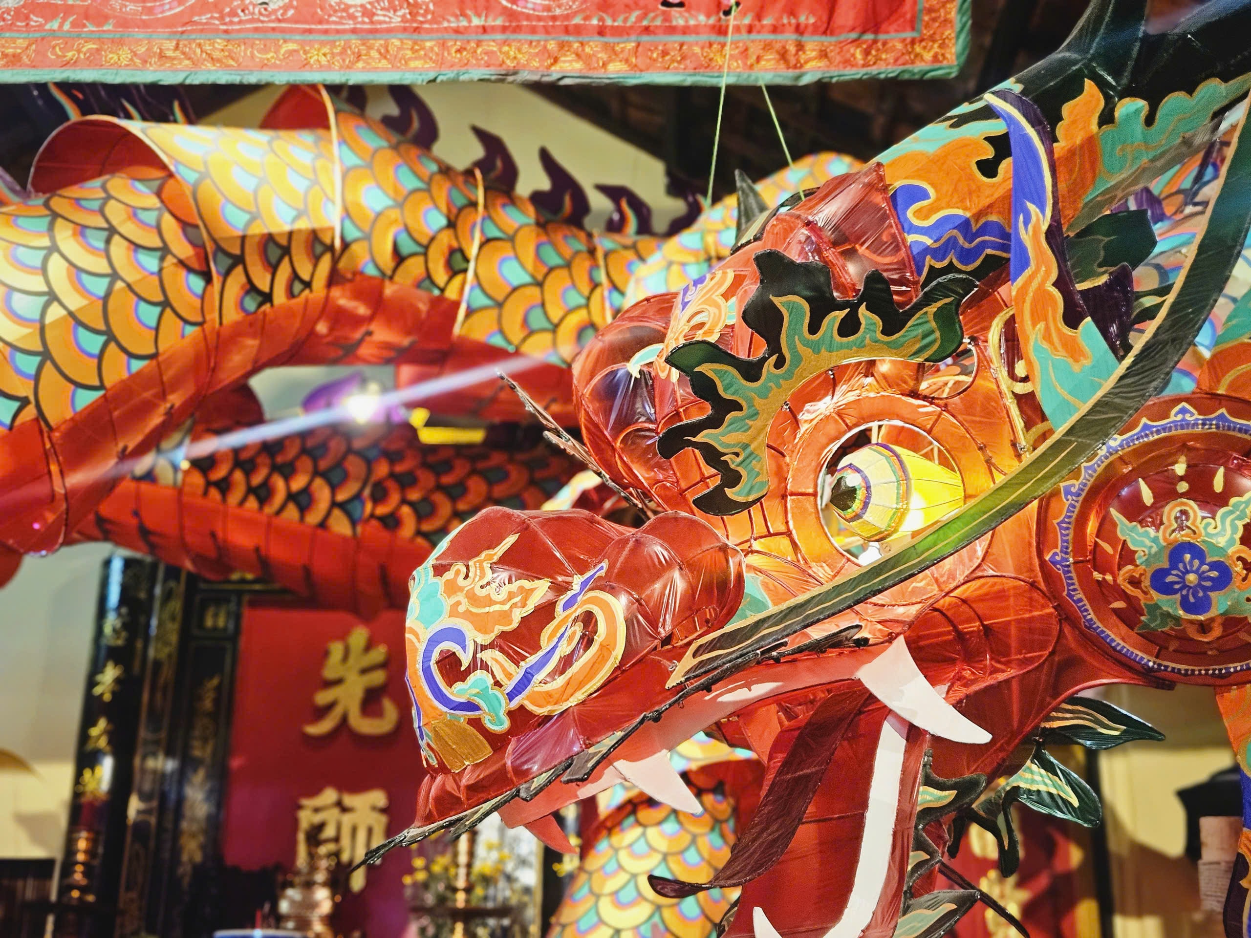 Giảng viên, sinh viên tìm cảm hứng từ triển lãm phục dựng đèn lồng xưa- Ảnh 6.