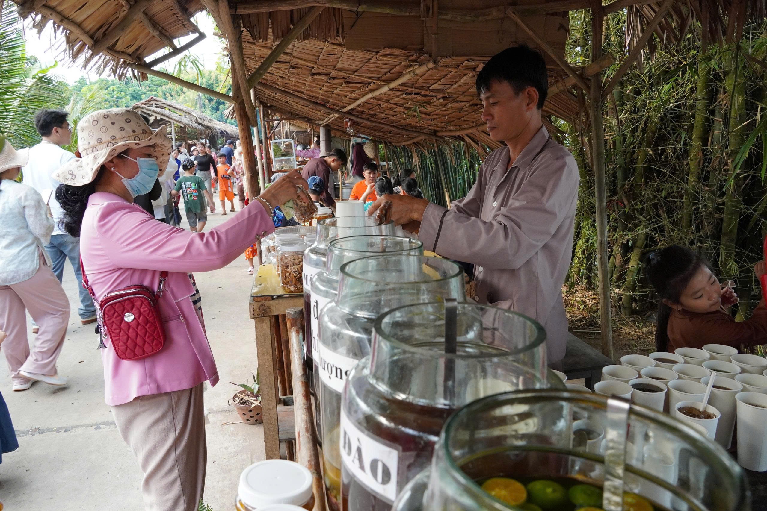 Dân dã các mô hình chợ quê tại Đồng Tháp - Ảnh 23.