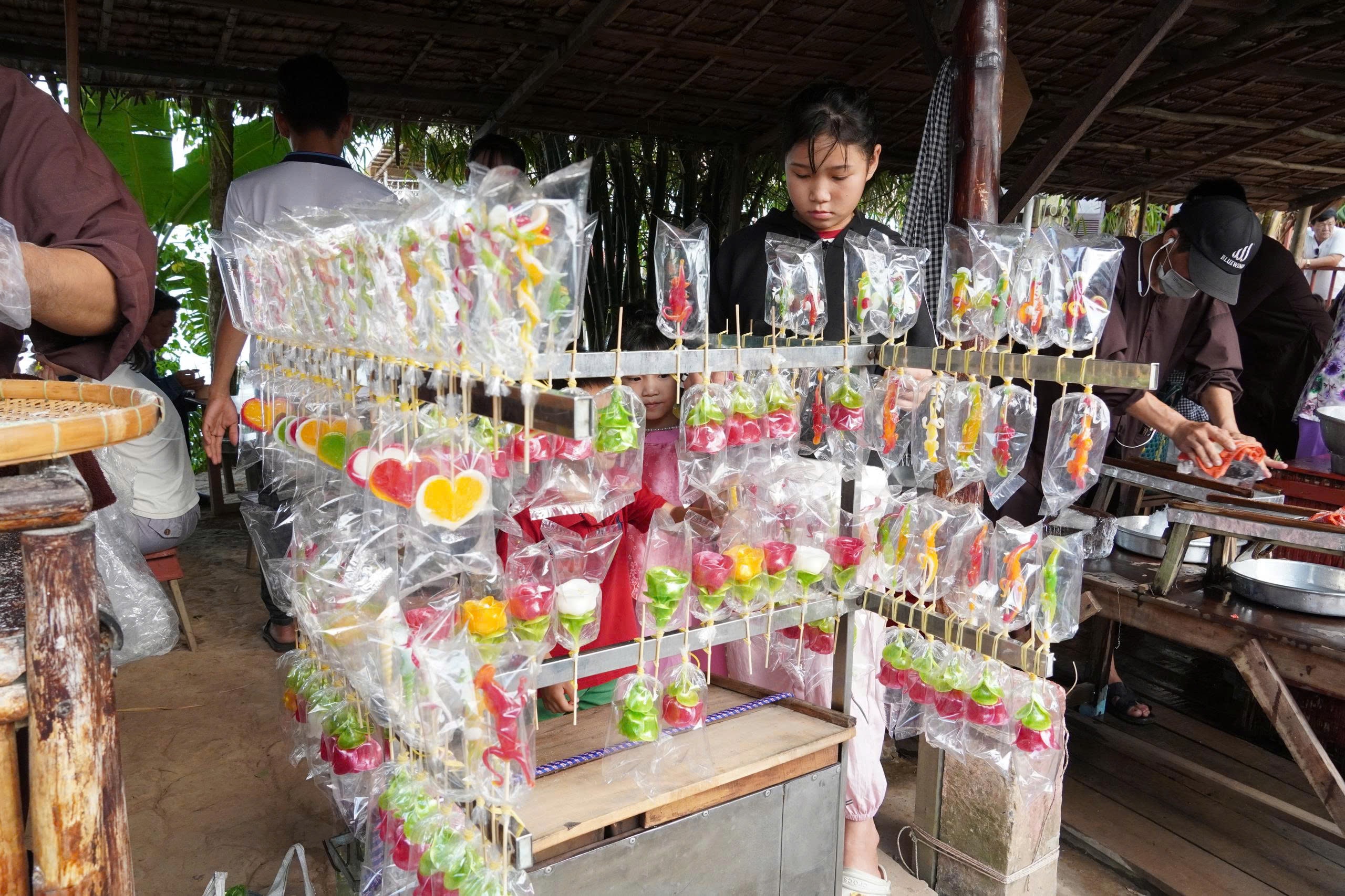 Dân dã các mô hình chợ quê tại Đồng Tháp - Ảnh 24.