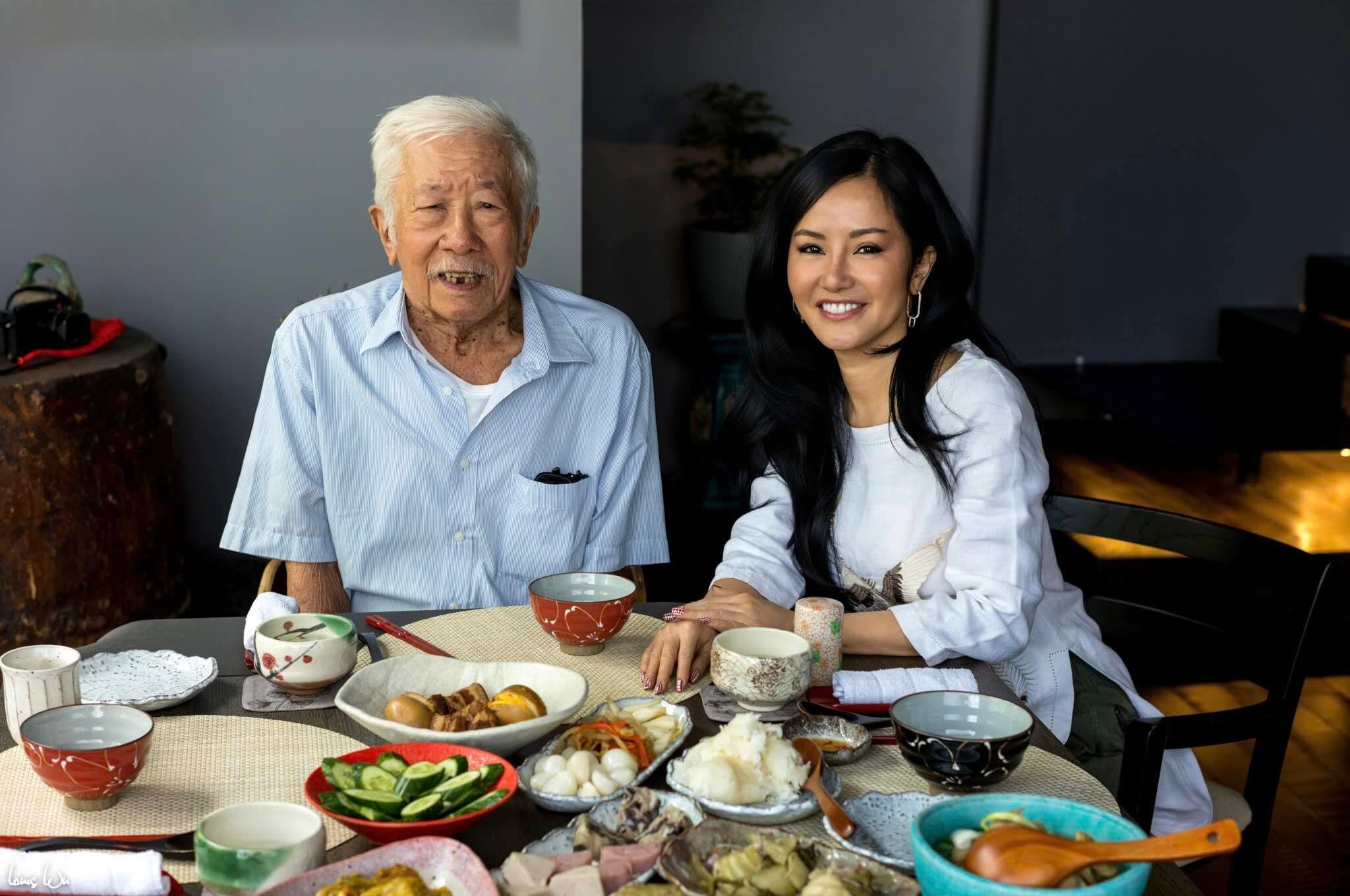 Diva Hồng Nhung đón năm mới an yên bên bố.