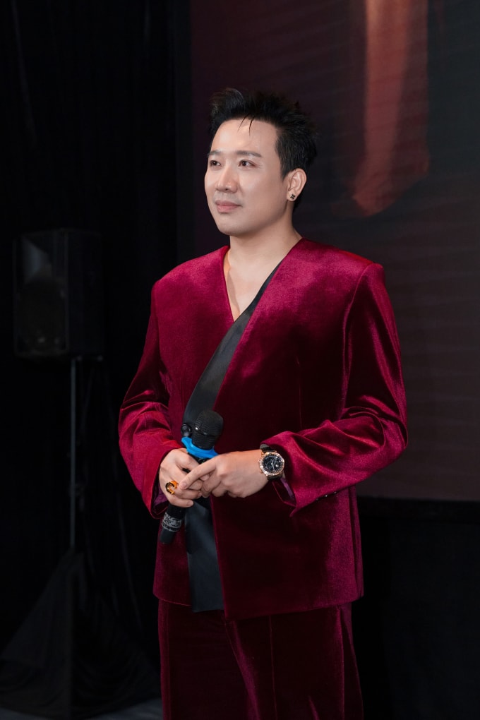 Trấn Thành ở buổi ra mắt phim Thỏ ơi tại Hà Nội, tối 14/2. Ảnh: Đoàn phim cung cấp